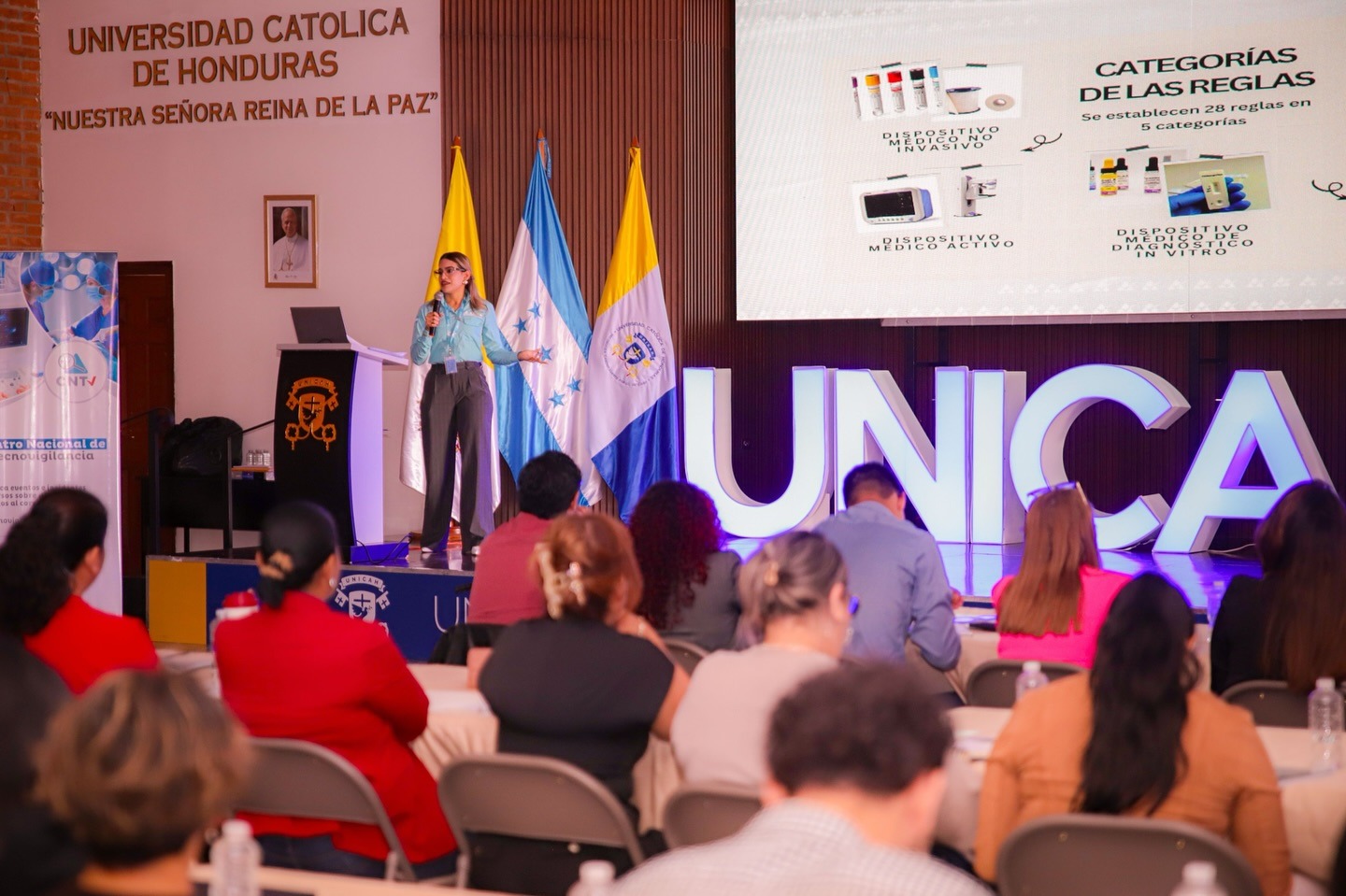 ARSA socializa nuevo reglamento que fortalece el control y la seguridad de dispositivos médicos en el país